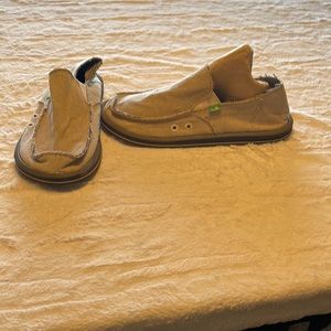 Mens Sanuk size 12 slip on shoe